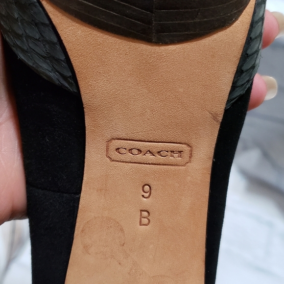 Coach ‘Charisma’ Platform Pumps size 9 - Picture 6 of 7